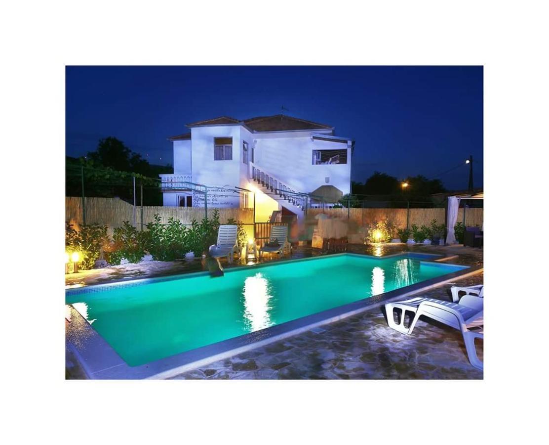 Villa Roza 2 Marina Bagian luar foto